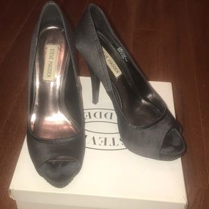 Steve Madden Pumps